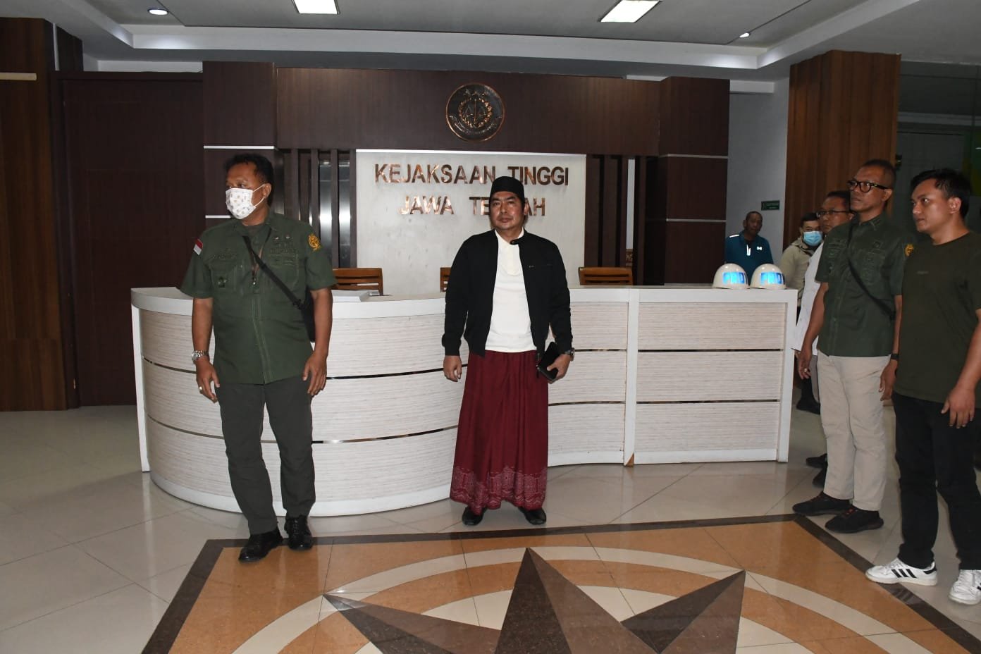 Gus Yazid tiba di Kejati Jateng.