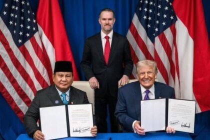Presiden Prabowo Subianto dan Presiden AS Donald Trump resmi menandatangani tarif perdagangan resiprokal kedua negara, Kamis (19/2/2026).