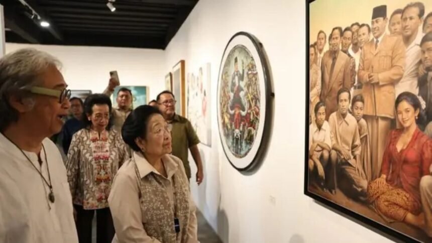 HADIKARKAN SEMANGAT SOEKARNO - Pameran seni rupa 'Mata Hati Soekarno' menghadirkan semangat Bung Karno untuk menyelamatkan bangsa dari krisis.