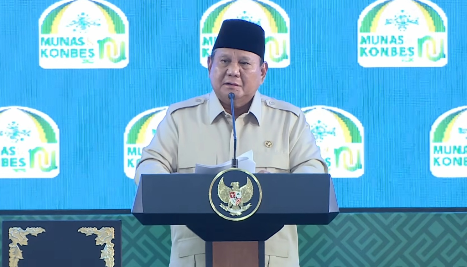 TUTUP MUNAS ULAMA NU - Presiden Prabowo Subianto menutup gelaran konbes dan munas NU di Bangkalan, Madura, Jawa Timur.
